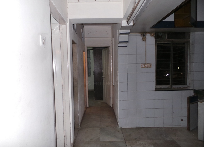 Residential Multistorey Apartment for Rent in Near Honda showroom , Chembur-West, Mumbai
